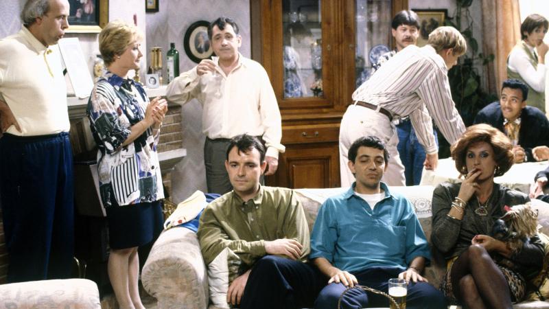 Al 16 afleveringen van F. C. De Kampioenen geschrapt vanwege ongepaste humor