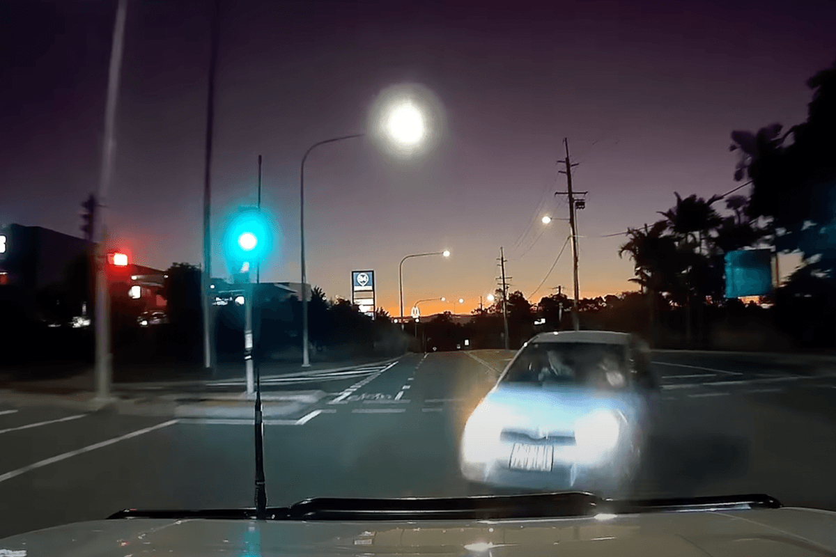 Chauffeurs ontsnappen aan de dood na frontale botsing: “Dit is pure horror” (video)