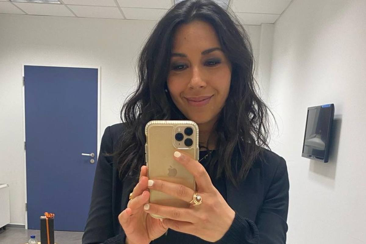 Danira Boukhriss reageert gevat op WALGELIJK bericht van volger: “Bedankt voor het complimentje” (video)