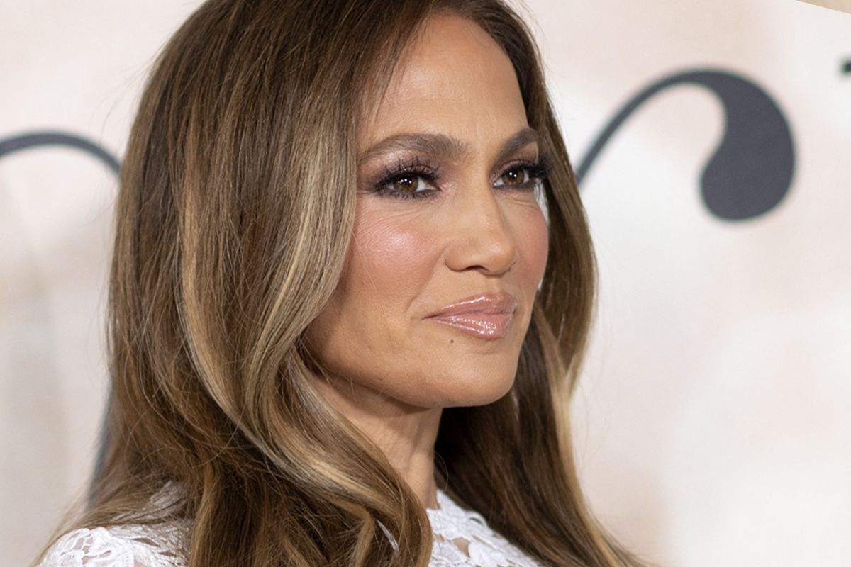 Jennifer Lopez poseert poedelnaakt: “Wauw, prachtig!” (foto/video)