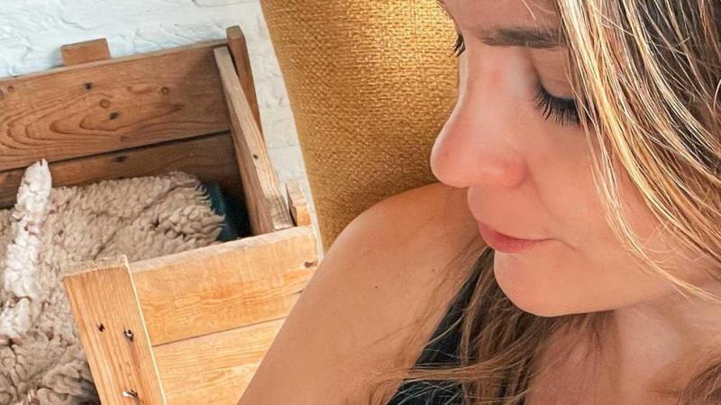 Nasrien Cnops deelt laatste borstvoedingsfoto: «Er zijn wel wat tranen gevloeid»