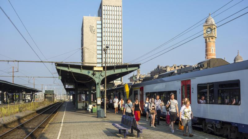 HITTE. NMBS legt extra treinen in naar kust vanwege verwachte drukte
