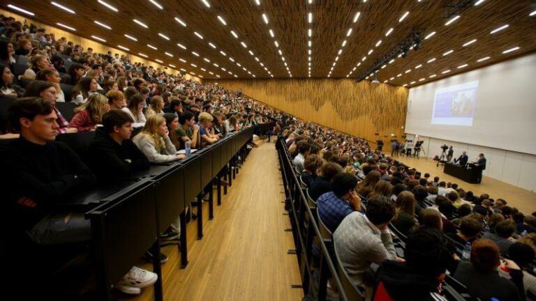 Kotstudent kost komend academiejaar 1.243 euro meer dan vorig jaar