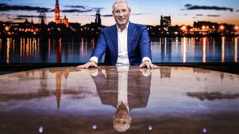 ‘De tafel van vier’-redacteur neemt al na één dag ontslag: «Hoe wereldvreemd kun je zijn?»