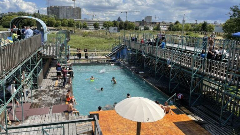 Openluchtzwembad Pool is Cool sluit zomer af met minifestival