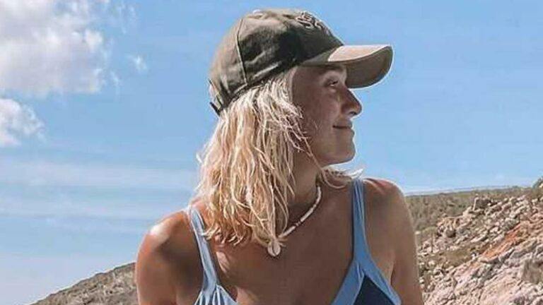 Julie Vermeire poseert in opvallend badpak: «Hoe mooi is dat!?» (foto)