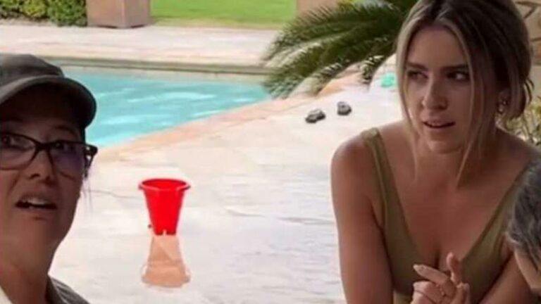 Vrouw onthult aan moeder dat ze opnieuw zwanger is, maar zo’n reactie had ze NOOIT verwacht… (video)