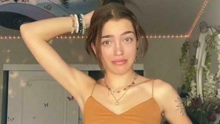 Vrouw neemt ontslag in outfit die ze niet mocht dragen: «Ze konden mijn achterwerk niet aan!»