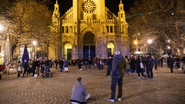 Stad Brussel verlengt alcoholverbod in stadscentrum