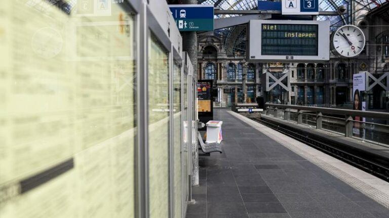 SPOORSTAKING. Alternatieve treindienst verloopt zoals voorzien