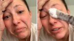 Droevige vrouw kan troost gebruiken, maar haar poes gooit nog wat olie op het vuur: «Katten zijn zo’n smeerlappen!» (video)