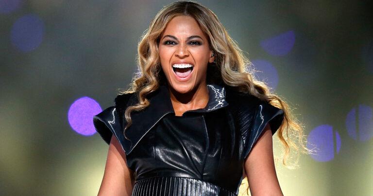 Beyoncé pakt uit met sensuele outfits: “Je ziet er ZO goed uit!” (foto’s)