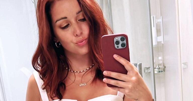Lotte Vanwezemael poseert in lingerie en verbaast fans: “Niet normaal dit!” (foto’s)