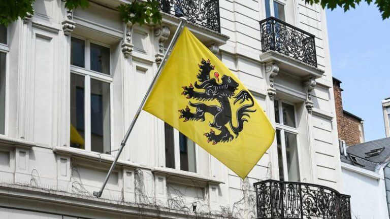 Historici vernietigend voor canon: «Vlaamse geschiedenis wordt ingezet als staatspropaganda»