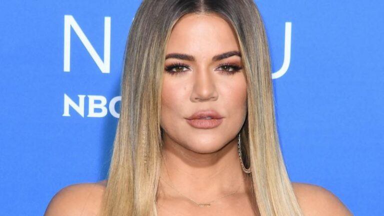 Khloé Kardashian zorgt voor ophef met jurk: «Je borst hoeft er niet uit te hangen!» (foto)
