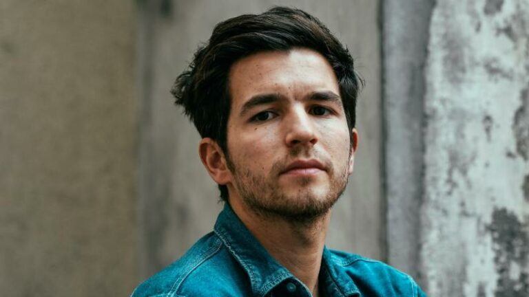 Matteo Simoni poseert liefdevol met zijn vriendin: «Meest sexy koppel dat ik ken!» (foto)
