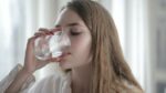 STUDIE. «Acht glazen water per dag drinken, is te veel voor de gemiddelde mens»