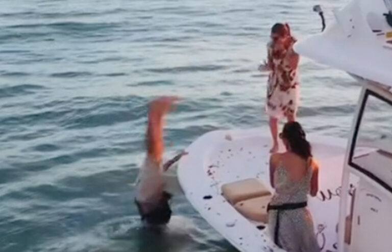 Man gaat in volle paniek wanneer ring in oceaan valt tijdens huwelijksaanzoek (video)
