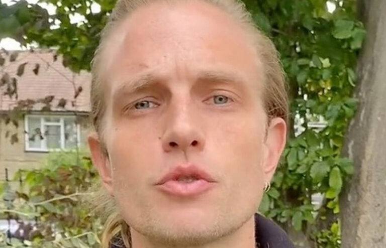 Datingcoach: “DIT is wat een vrouw het aantrekkelijkst maakt binnen haar groepje vriendinnen”