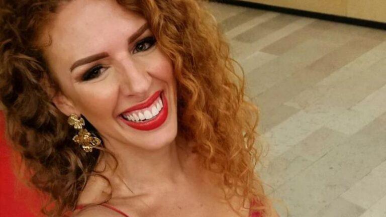 Candice uit ‘Blind Getrouwd’ draagt opvallend kleedje: «Mooi, maar precies wat te klein» (foto)