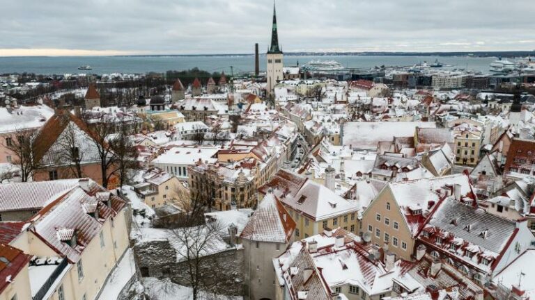 CHECK-IN. Kerstmagie in Tallinn