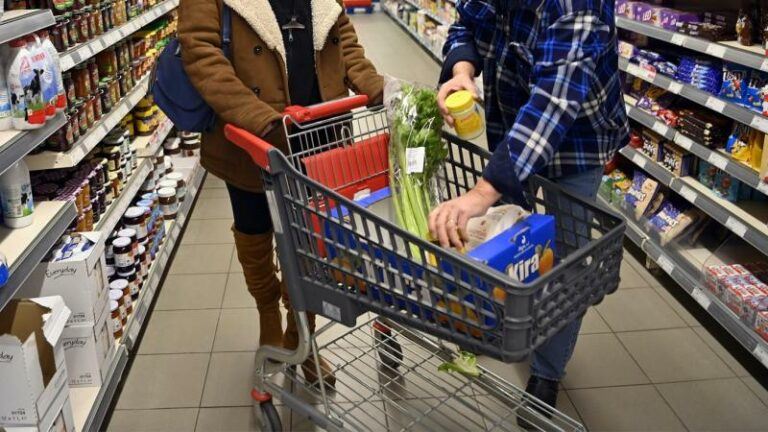 Zoveel duurder is winkelen in de supermarkt geworden
