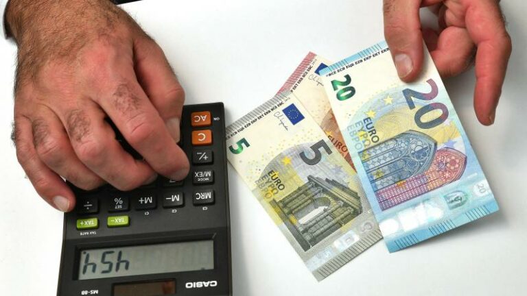 Zo vaak gingen Belgen klikken bij de fiscus in 2022