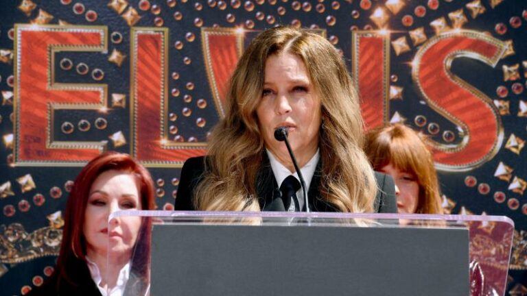 Lisa Marie Presley, dochter van Elvis, overleden na hartstilstand