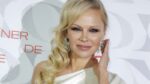 Pamela Anderson choqueert volgers met foto: «Ze mist een teen!»