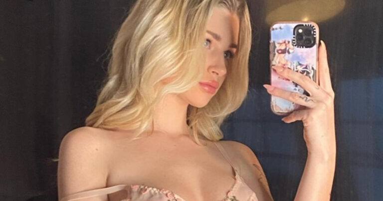 Zus van Kate Moss gaat vol overtuiging uit de kleren: “Geniet ervan!” (foto’s)