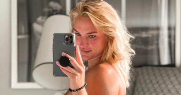 Blogster poseert halfnaakt op eerlijke wijze en krijgt lof: “Bedankt om dit te delen!” (foto)