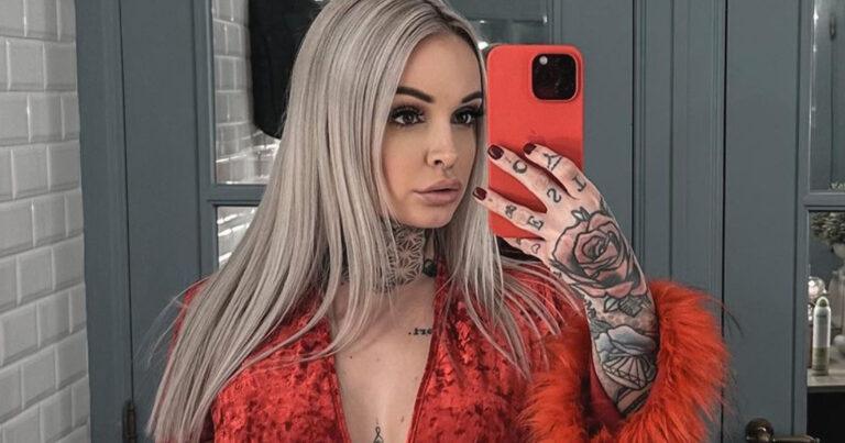 ‘Temptation’-Pommeline laat weinig aan verbeelding over in doorzichtige lingerie: “Amai, topper!” (foto)