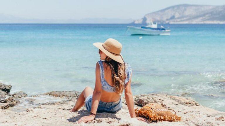 Twee op de vijf Belgen kiezen voor goedkopere vakantie