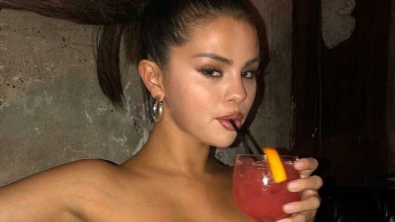 Selena Gomez deelt verwijderde foto opnieuw: «Je hebt het internet gebroken!»