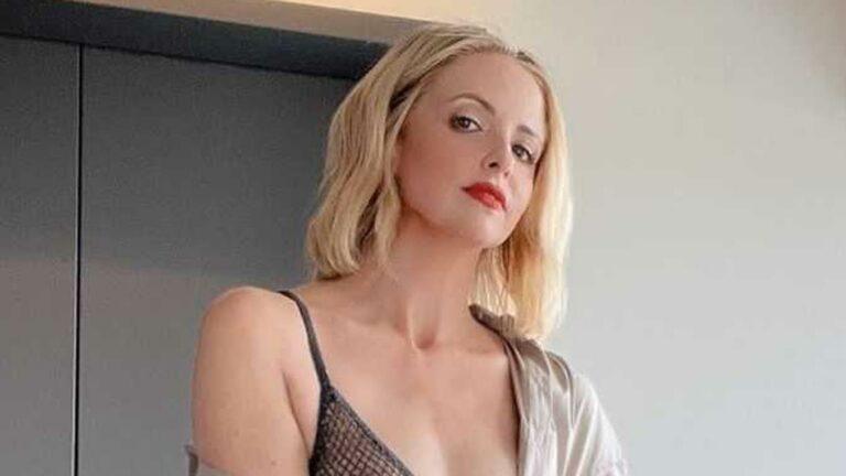 Sarah Michelle Gellar choqueert volgers met doorzichtige beha: «Nu ik jullie aandacht heb…» (foto)