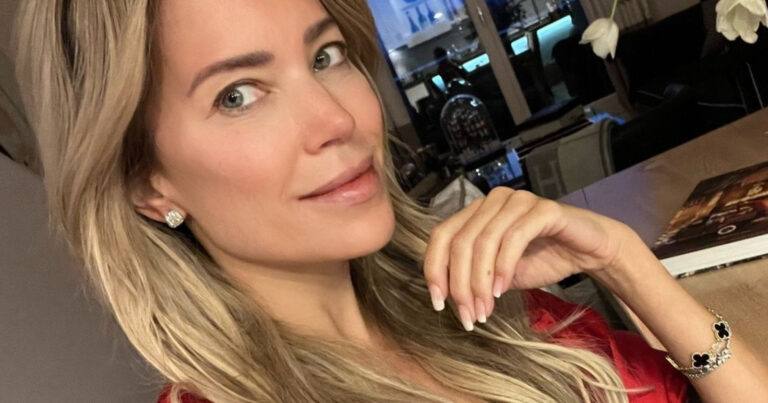 Sylvie Meis laat in sexy jurk weinig aan verbeelding over: “WAUW!” (foto’s/video)