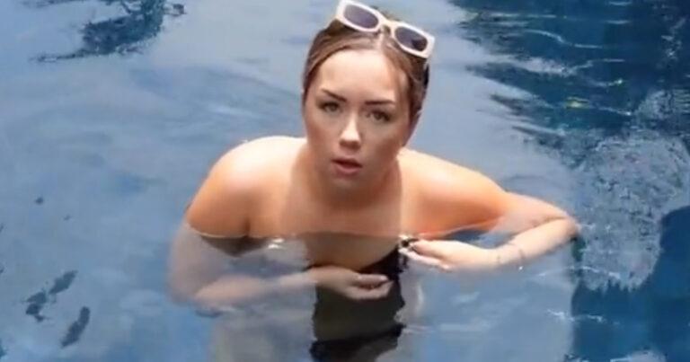 Man neemt vrouw stevig beet met wateroplosbare bikini: “Alles valt uit elkaar!” (video’s)