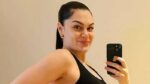 Zwangere Jessie J poseert naakt en spreekt haters aan: «Ik durf te wedden dat je ingezoomd hebt»