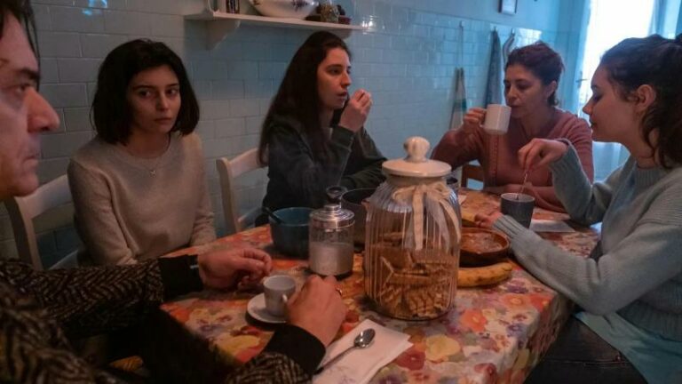 Vrouwen strijden tegen de maffia in ‘The Good Mothers’: «De Calabrische maffia is bijzonder wreed»