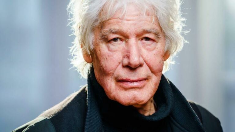 Cabaretier Paul van Vliet op 87-jarige leeftijd overleden, vooral bekend van ‘Vlaanderen’