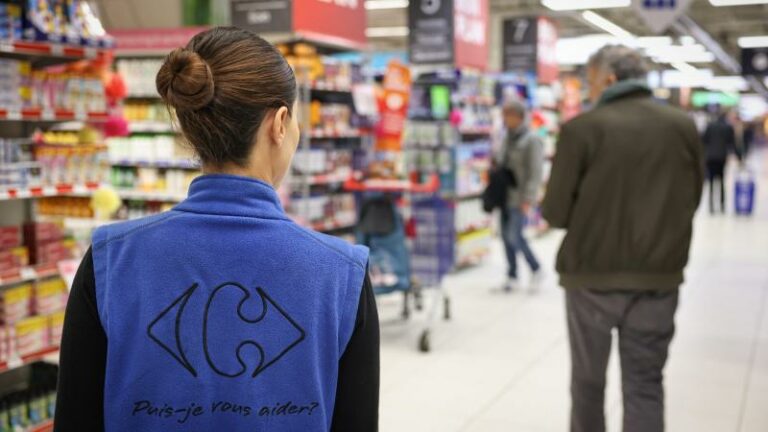 Topman Carrefour wil lonen verlagen in supermarkt