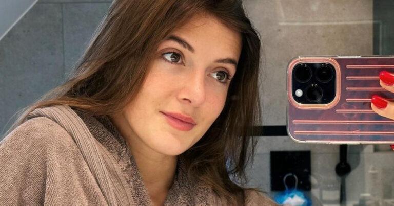 Jamie-Lee Six deelt lingeriefoto’s: “Heel mooie dame!”