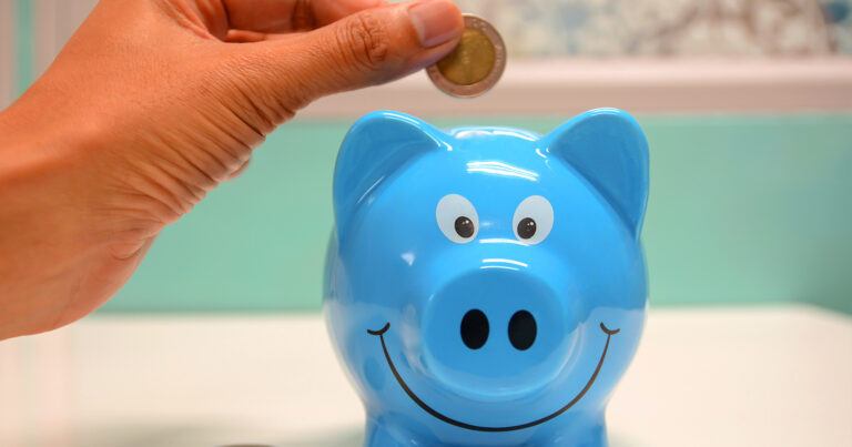 <strong>Bespaar geld door verzekeringen te vergelijken&nbsp;</strong>