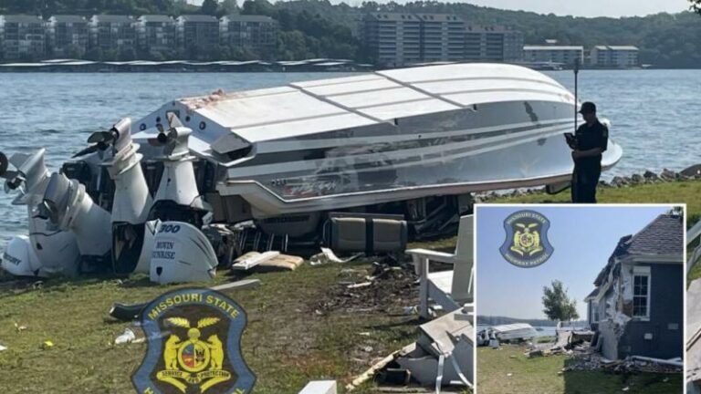 WTF. Boot crasht tegen huis, bestuurder blijkt dronken (video)