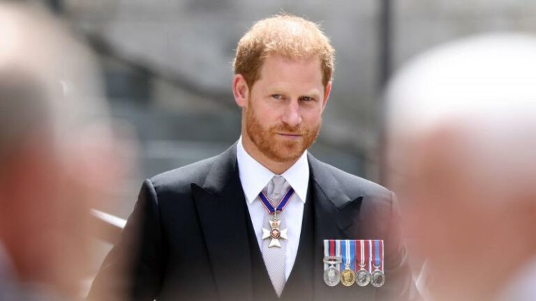 Prins Harry mag rechtszaak starten tegen uitgever The Sun wegens «illegale informatievergaring»
