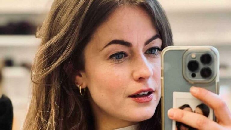 Zwangere Frances Lefebure toont bolle buik in zomeroutfit: «Oh, zo mooi!» (foto)