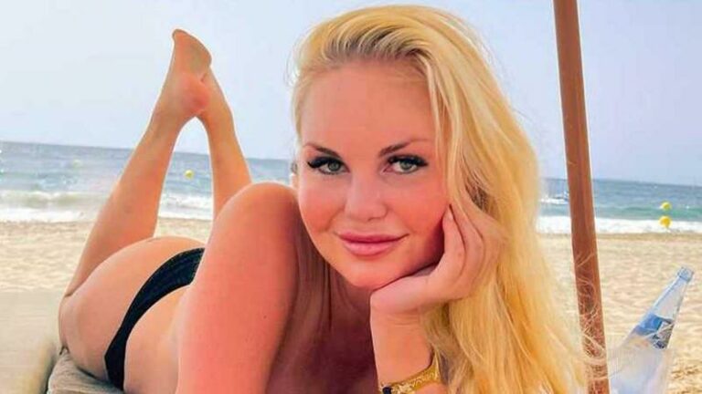 Lesley-Ann Poppe bewijst dat ze van halfnaakt zonnen houdt: «Wat een lichaam!» (foto)