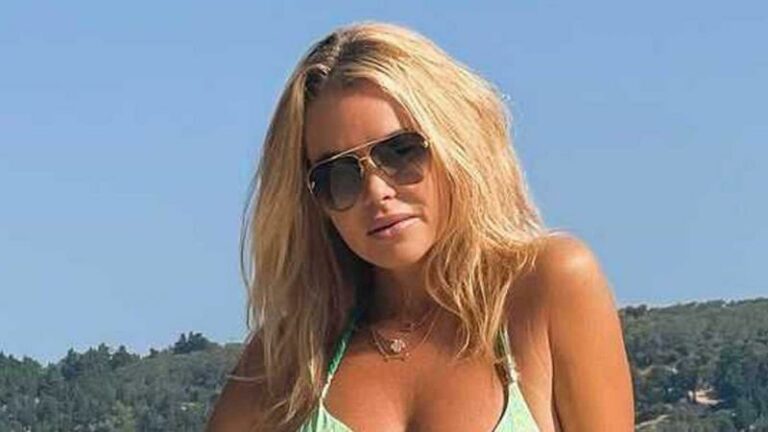 ‘BGT’-jurylid Amanda Holden verbaast volgers in bikini: «Prachtig zoals altijd!» (foto)