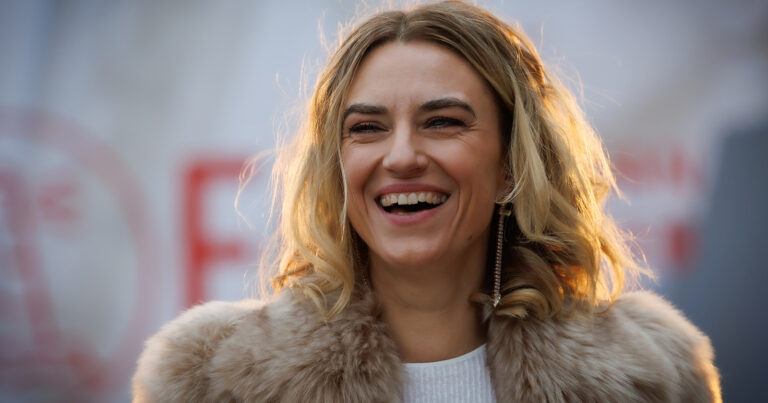 Actrice Natali Broods deelt bikinifoto: “Elegantie!”
