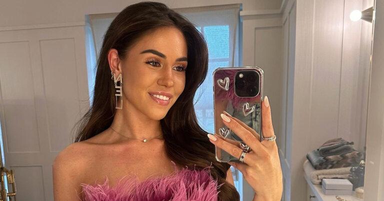 Vriendin van Viktor Verhulst poseert in lingerie: “Prachtig model!” (video)